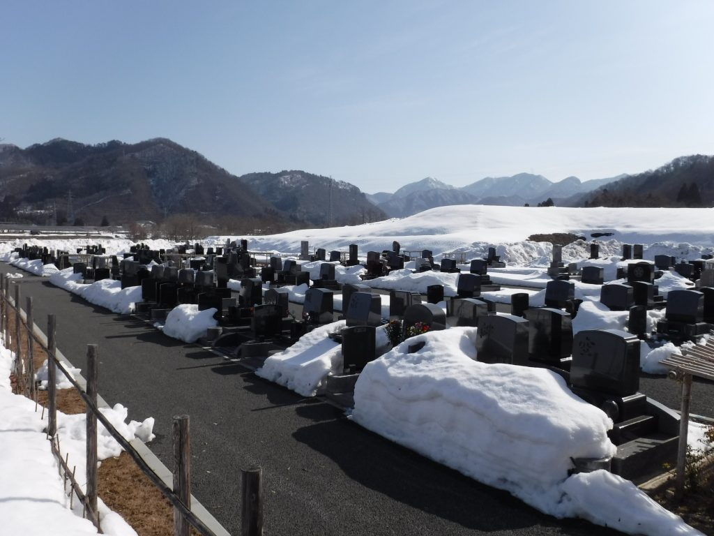 カーリングの石