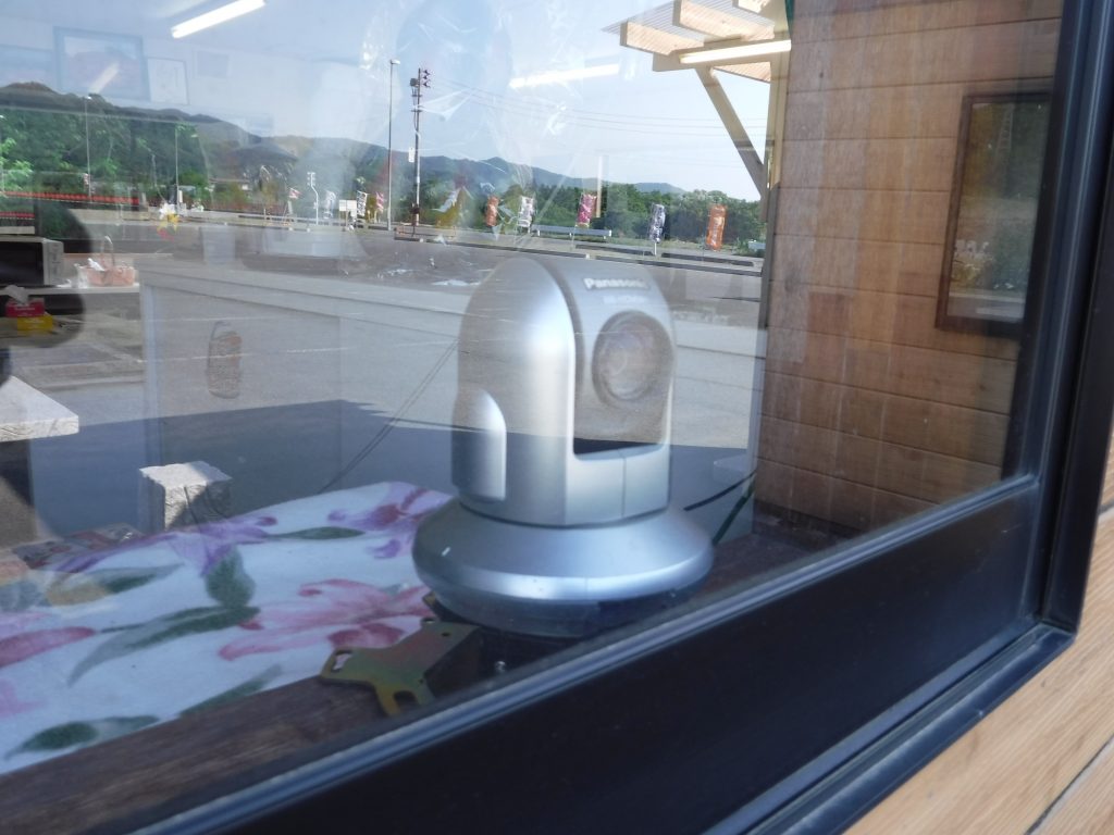 防犯カメラを設置