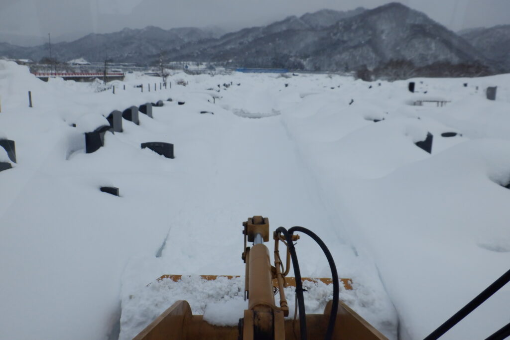 除雪、除雪で日が暮れる