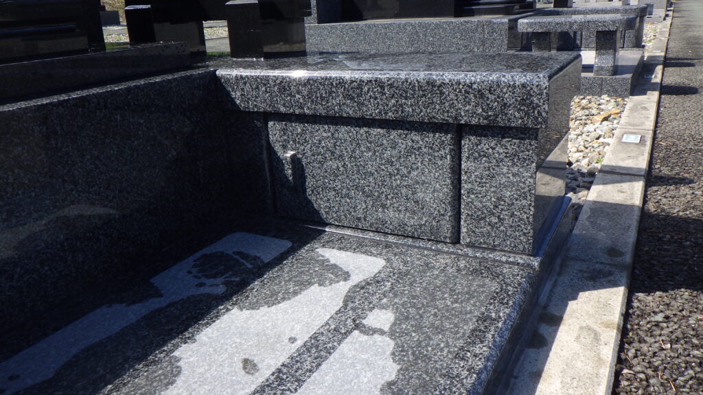 新デザインのお墓