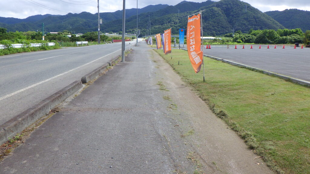 お盆を前にして