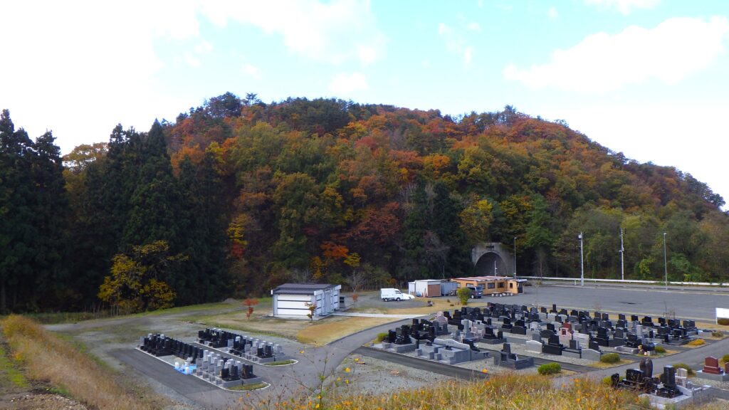 面白山が雪化粧